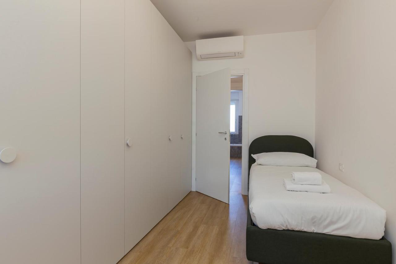 Luxury Apartment Near Navigli - Anemoni 5 Milan Extérieur photo